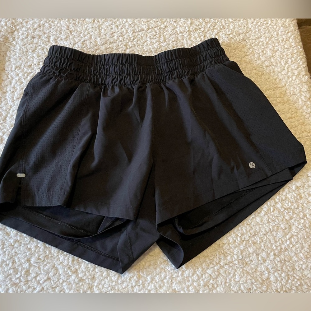 Women’s black active running workout shorts M